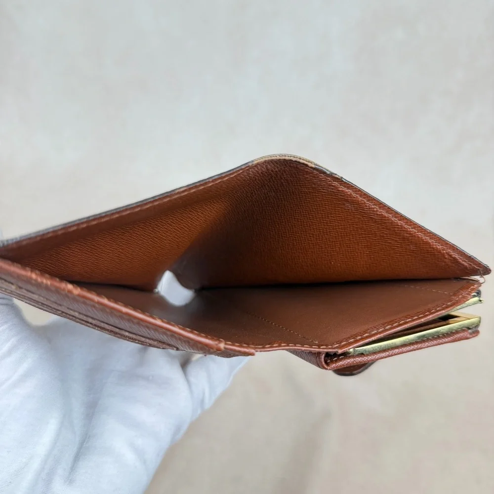 Louis Vuitton Monogram Kisslock Wallet Vintage Coin Purse